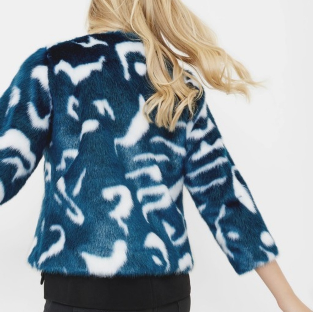 🍒NWT🍒 TED BAKER MARBLE FAUX FUR JACKET - Picture 5 of 10